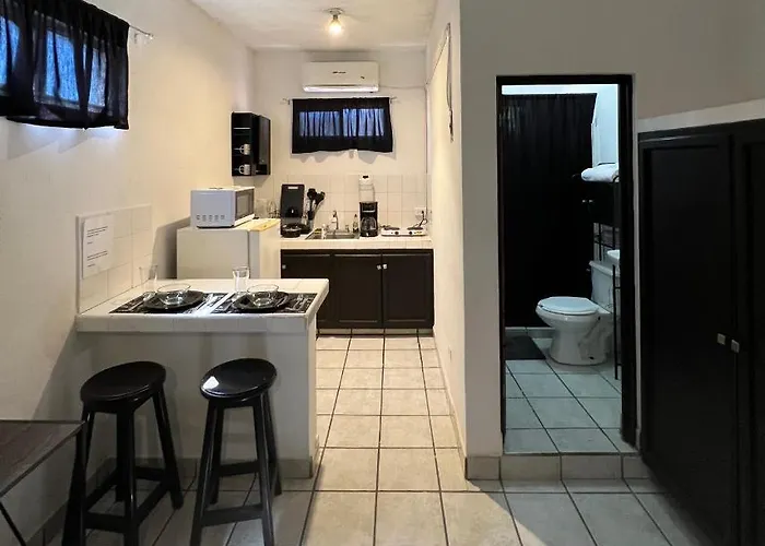 Cozy Black And White Studio *